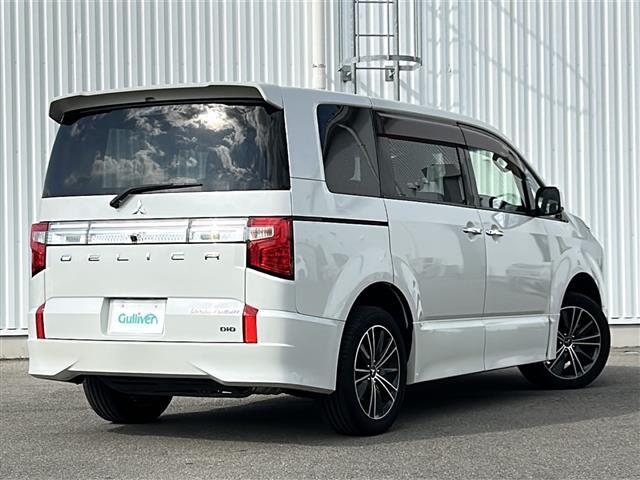 デリカD:5 アーバンギア G パワーパッケージ 純正ナビ 衝突軽減ブレーキ アラウンドビューモニター レーダークルーズコントロール 両側パワースライドドア シートヒーター LEDヘッドライト ETC 電動リアゲート パドルシフト 3列シート USB(32枚目)