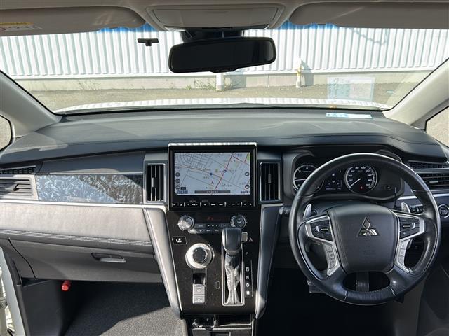 デリカD:5 アーバンギア G パワーパッケージ 純正ナビ 衝突軽減ブレーキ アラウンドビューモニター レーダークルーズコントロール 両側パワースライドドア シートヒーター LEDヘッドライト ETC 電動リアゲート パドルシフト 3列シート USB(42枚目)