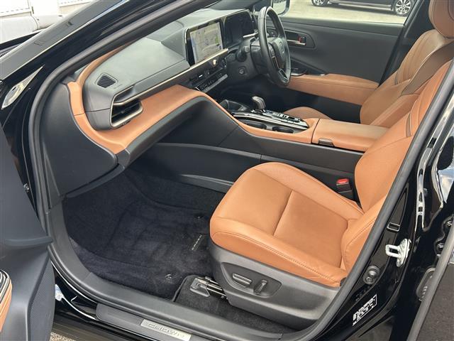 クラウンスポーツ Ｚ　純正ナビ　全方位カメラ　パワーバックドア　パワーシート　メモリーシート　モデリスタエアロ　純正２１インチＡＷ　４ＷＤ　ＥＴＣ　ＬＥＤ　ＢＳＭ　フォグランプ　ベンチレーション　クルーズコントロール（22枚目）