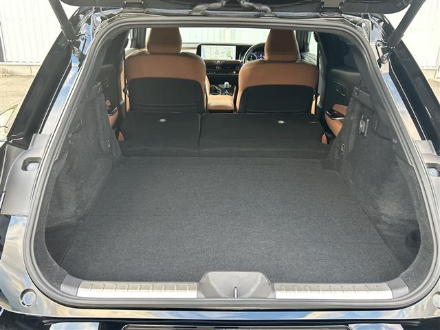 クラウンスポーツ Ｚ　純正ナビ　全方位カメラ　パワーバックドア　パワーシート　メモリーシート　モデリスタエアロ　純正２１インチＡＷ　４ＷＤ　ＥＴＣ　ＬＥＤ　ＢＳＭ　フォグランプ　ベンチレーション　クルーズコントロール（29枚目）