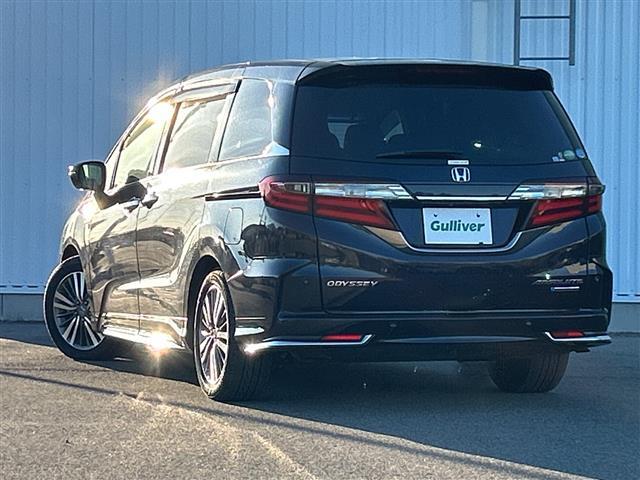 オデッセイハイブリッド ハイブリッド　全方位カメラ／純正ナビ／両側パワースライドドア／ブラインドスポットモニター／ハーフレザー／パワーシート／衝突軽減システム／ドライブレコーダー／クルーズコントロール／シートヒーター／オットマン／ＬＥＤ（43枚目）