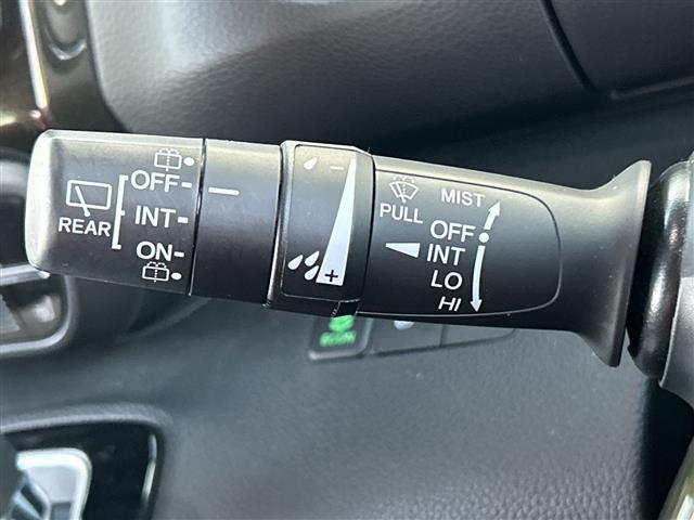 Ｎ－ＢＯＸカスタム Ｇ・Ｌターボホンダセンシング　純正ナビ／両側パワースライドドア／ビルトインＥＴＣ／ワンオーナー／バックカメラ／フルセグＴＶ／衝突軽減システム／ハーフレザー／シートヒーター／クルーズコントロール／フォグランプ／レーンキープアシスト（9枚目）