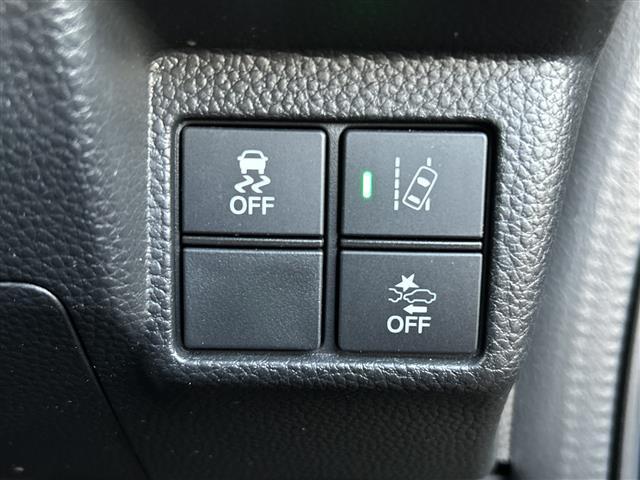 Ｎ－ＢＯＸカスタム Ｇ・Ｌターボホンダセンシング　純正ナビ／両側パワースライドドア／ビルトインＥＴＣ／ワンオーナー／バックカメラ／フルセグＴＶ／衝突軽減システム／ハーフレザー／シートヒーター／クルーズコントロール／フォグランプ／レーンキープアシスト（13枚目）