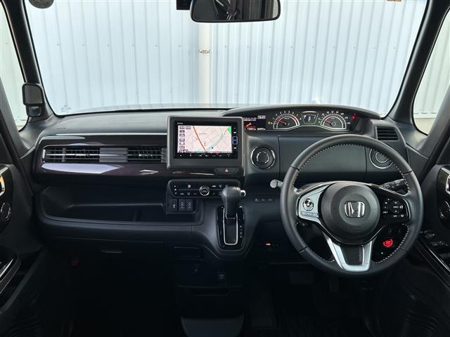 Ｎ－ＢＯＸカスタム Ｇ・Ｌターボホンダセンシング　純正ナビ／両側パワースライドドア／ビルトインＥＴＣ／ワンオーナー／バックカメラ／フルセグＴＶ／衝突軽減システム／ハーフレザー／シートヒーター／クルーズコントロール／フォグランプ／レーンキープアシスト（42枚目）