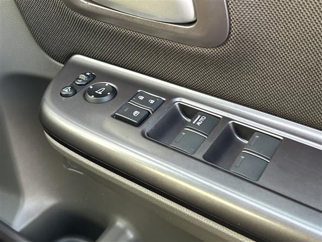 フリード Ｇ・ホンダセンシング　純正Ｇａｔｈｅｒｓナビ　衝突軽減ブレーキ　レーダークルーズコントロール　ＬＥＤヘッドライト　ＥＴＣ　バックカメラ　スマートキー　両側パワースライドドア　純正フロアマット　レーンキープアシスト　フルセグ（13枚目）