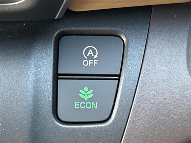 フリード Ｇ・ホンダセンシング　純正Ｇａｔｈｅｒｓナビ　衝突軽減ブレーキ　レーダークルーズコントロール　ＬＥＤヘッドライト　ＥＴＣ　バックカメラ　スマートキー　両側パワースライドドア　純正フロアマット　レーンキープアシスト　フルセグ（14枚目）