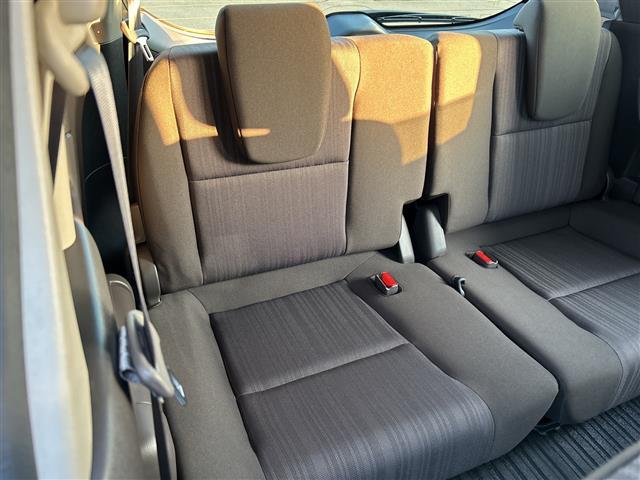 フリード Ｇ・ホンダセンシング　純正Ｇａｔｈｅｒｓナビ　衝突軽減ブレーキ　レーダークルーズコントロール　ＬＥＤヘッドライト　ＥＴＣ　バックカメラ　スマートキー　両側パワースライドドア　純正フロアマット　レーンキープアシスト　フルセグ（22枚目）