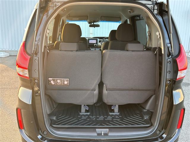 フリード Ｇ・ホンダセンシング　純正Ｇａｔｈｅｒｓナビ　衝突軽減ブレーキ　レーダークルーズコントロール　ＬＥＤヘッドライト　ＥＴＣ　バックカメラ　スマートキー　両側パワースライドドア　純正フロアマット　レーンキープアシスト　フルセグ（29枚目）