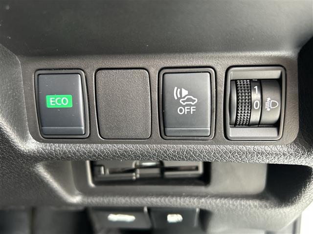 エクストレイル オーテック　ハイブリッド　ｉパッケージ　純正ワイドナビ　衝突軽減ブレーキ　パワーシート　ＬＥＤヘッドライト　レーダークルーズコントロール　アラウンドビューモニター　シートヒーター　電動リアゲート　ＥＴＣ　ドライブレコーダー　コーナーセンサー（10枚目）