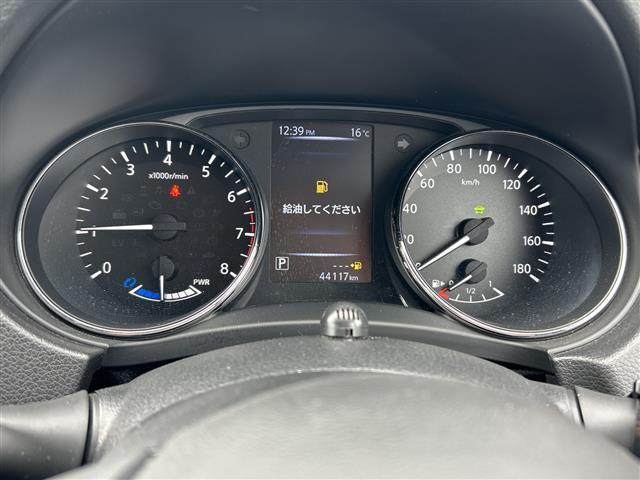 エクストレイル オーテック　ハイブリッド　ｉパッケージ　純正ワイドナビ　衝突軽減ブレーキ　パワーシート　ＬＥＤヘッドライト　レーダークルーズコントロール　アラウンドビューモニター　シートヒーター　電動リアゲート　ＥＴＣ　ドライブレコーダー　コーナーセンサー（16枚目）