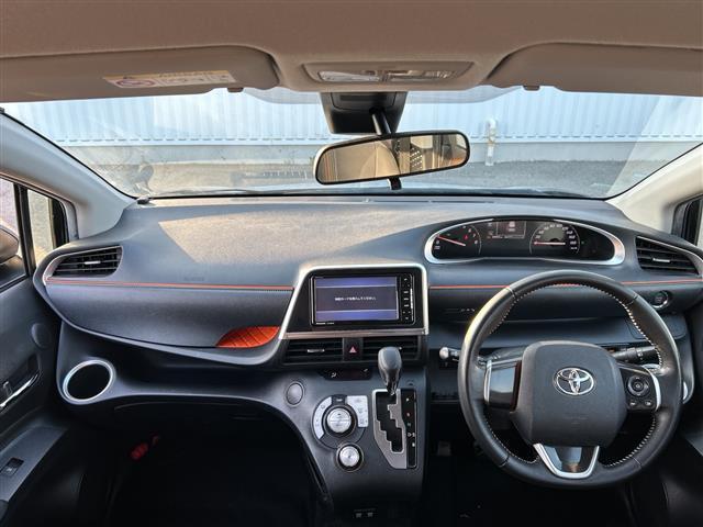 シエンタ Ｇ　クエロ　純正ナビ　衝突軽減ブレーキ　両側パワースライドドア　ＬＥＤヘッドライト　コーナーセンサー　バックカメラ　ＥＴＣ　スマートキー　フルセグＴＶ　横滑り防止装置　レーンキープアシスト　エアバッグＷ＋サイド（17枚目）