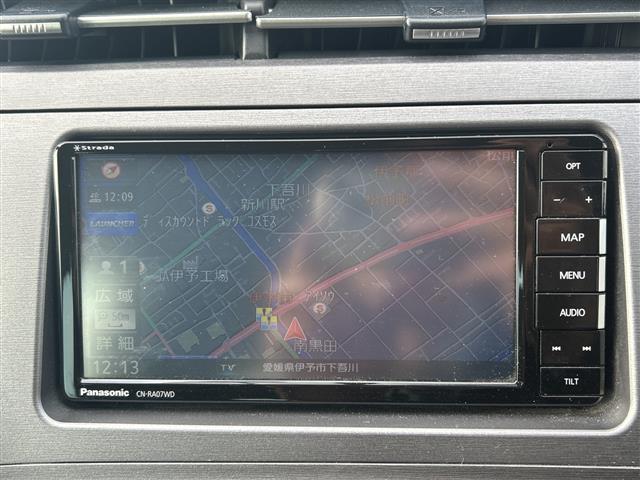 プリウス Ｓ　純正ナビ　フルセグ　スマートキー　ドライブレコーダー　フロアマット　Ｂｌｕｅｔｏｏｔｈ　オートライト　プッシュスタート　カーテンエアバック　スペアキー　保証書　取扱説明書（3枚目）