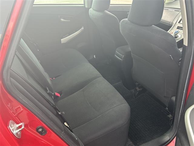 プリウス Ｓ　純正ナビ　フルセグ　スマートキー　ドライブレコーダー　フロアマット　Ｂｌｕｅｔｏｏｔｈ　オートライト　プッシュスタート　カーテンエアバック　スペアキー　保証書　取扱説明書（25枚目）