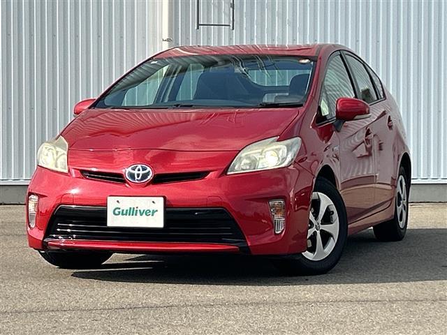 プリウス Ｓ　純正ナビ　フルセグ　スマートキー　ドライブレコーダー　フロアマット　Ｂｌｕｅｔｏｏｔｈ　オートライト　プッシュスタート　カーテンエアバック　スペアキー　保証書　取扱説明書（30枚目）