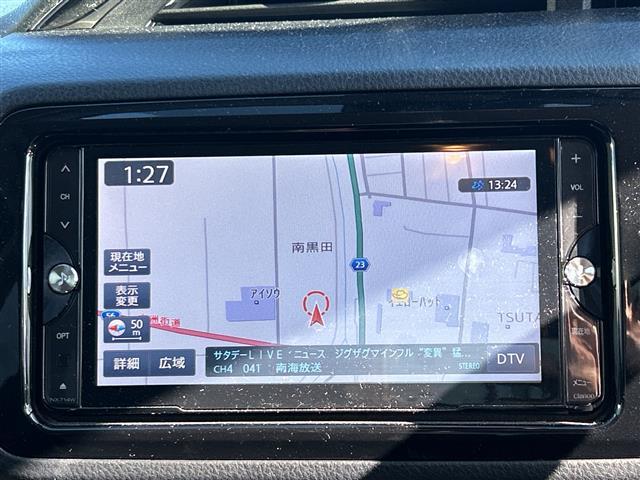 ヴィッツ ジュエラ 純正ナビ ETC バックカメラ オートライト スマートキー アイドリングストップ スペアキー Bluetooth フルセグ フロアマット フォグランプ レーンキープアシスト 保証書 取扱説明書(4枚目)