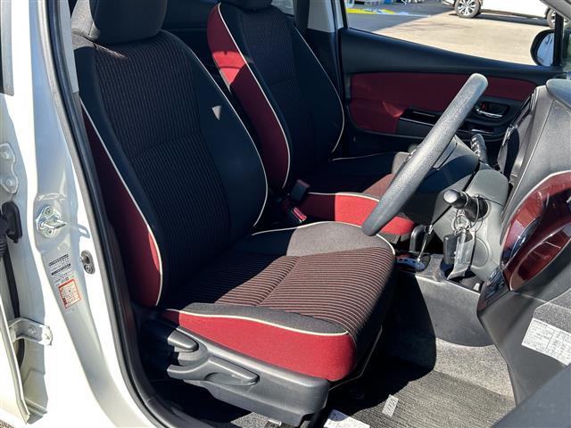 ヴィッツ ジュエラ 純正ナビ ETC バックカメラ オートライト スマートキー アイドリングストップ スペアキー Bluetooth フルセグ フロアマット フォグランプ レーンキープアシスト 保証書 取扱説明書(20枚目)