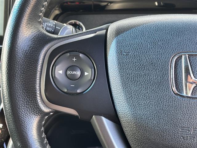 ステップワゴンスパーダ スパーダ　ホンダセンシング　純正９インチナビ　フルセグ　ＡＭ　ＦＭ　Ｂｌｕｅｔｏｏｔｈ　ＤＶＤ　ホンダセンシング　両側パワースライドドア　バックカメラ　ＥＴＣ　パドルシフト　オートＬＥＤライト　スマートキー×２（2枚目）