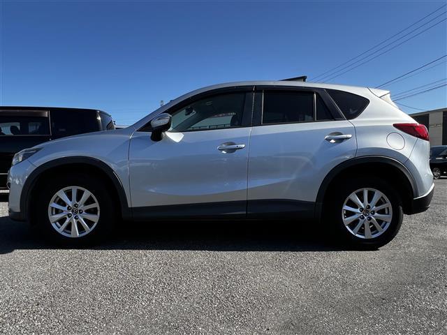 ＣＸ－５ 　ＢＯＳＥサウンドシステム　純正ＳＤナビ　衝突被害軽減ブレーキ　横滑り防止装置　レーダークルーズコントロール　レーンキープアシスト　クリアランスソナー　ブラインドスポットモニター　バックカメラ（5枚目）