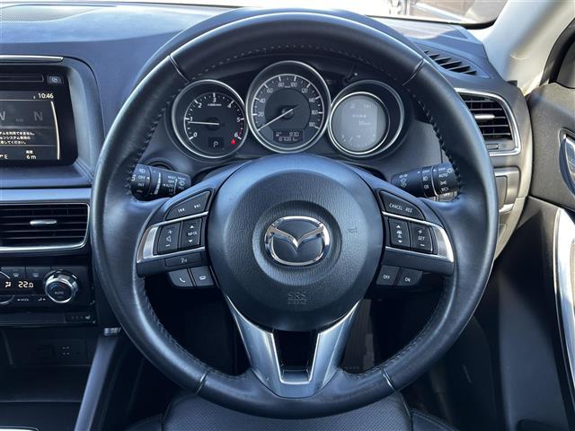 ＣＸ－５ 　ＢＯＳＥサウンドシステム　純正ＳＤナビ　衝突被害軽減ブレーキ　横滑り防止装置　レーダークルーズコントロール　レーンキープアシスト　クリアランスソナー　ブラインドスポットモニター　バックカメラ（8枚目）