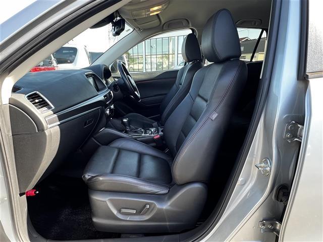 ＣＸ－５ 　ＢＯＳＥサウンドシステム　純正ＳＤナビ　衝突被害軽減ブレーキ　横滑り防止装置　レーダークルーズコントロール　レーンキープアシスト　クリアランスソナー　ブラインドスポットモニター　バックカメラ（11枚目）