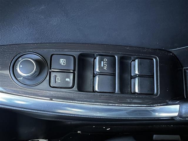 ＣＸ－５ 　ＢＯＳＥサウンドシステム　純正ＳＤナビ　衝突被害軽減ブレーキ　横滑り防止装置　レーダークルーズコントロール　レーンキープアシスト　クリアランスソナー　ブラインドスポットモニター　バックカメラ（38枚目）