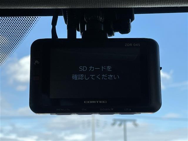 レヴォーグ 2.0GT-Sアイサイト 純正SDナビ アイサイト 衝突被害軽減ブレーキ 横滑り防止装置 レーダークルーズコントロール レーンキープアシスト ヒルアシストコントロール ブラインドスポットモニター バックカメラ サイドカメラ(35枚目)