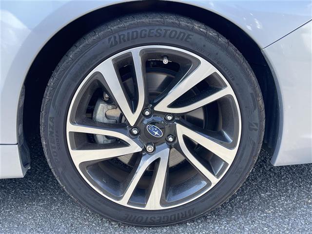 レヴォーグ 2.0GT-Sアイサイト 純正SDナビ アイサイト 衝突被害軽減ブレーキ 横滑り防止装置 レーダークルーズコントロール レーンキープアシスト ヒルアシストコントロール ブラインドスポットモニター バックカメラ サイドカメラ(40枚目)