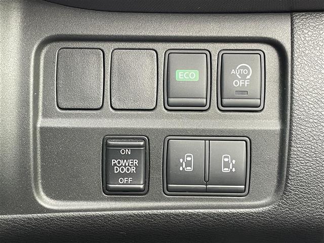 セレナ X Vセレクション ワンオーナー 社外SDナビ 社外フリップダウンモニター エマージェンシーブレーキ 横滑り防止装置 クルーズコントロール レーンキープアシスト パーキングアシスト クリアランスソナー 全方位カメラ(27枚目)