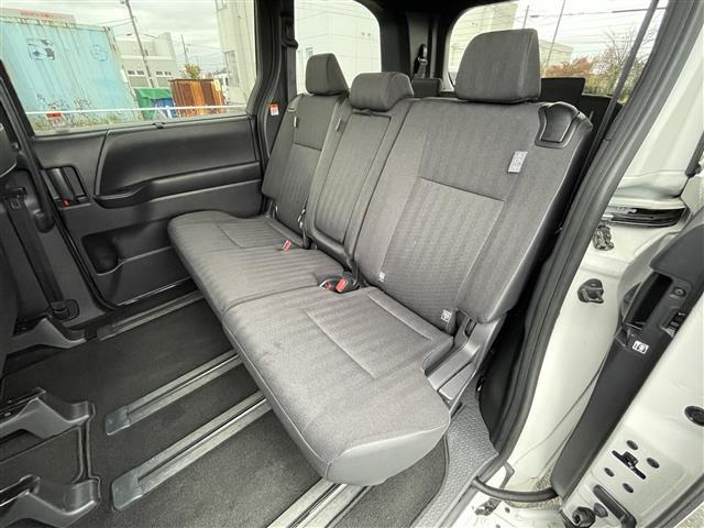 ノア S-G 寒冷地仕様 純正ディスプレイオーディオ(ナビ機能付き) トヨタセーフティセンス プリクラッシュセーフティ 横滑り防止装置 レーダークルーズコントロール レーンキープアシスト クリアランスソナー PDA(12枚目)