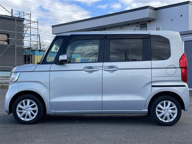 Ｎ－ＢＯＸ Ｇ・Ｌホンダセンシング　純正ディーラーＯＰナビ　ホンダセンシング　衝突被害軽減ブレーキ　横滑り防止装置　アダプティブクルーズコントロール　レーンキープアシスト　リアコーナーセンサー　バックカメラ　ビルトインＥＴＣ　ＥＣＯＮ（5枚目）