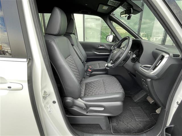 ヴォクシー S-Z 寒冷地仕様 純正ディスプレイオーディオ(ナビ機能付き) トヨタセーフティセンス プリクラッシュセーフティ 横滑り防止装置 レーダークルーズコントロール レーンキープアシスト パーキングアシスト BSM(9枚目)