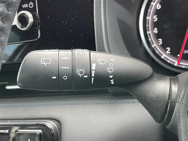 ヴォクシー S-Z 寒冷地仕様 純正ディスプレイオーディオ(ナビ機能付き) トヨタセーフティセンス プリクラッシュセーフティ 横滑り防止装置 レーダークルーズコントロール レーンキープアシスト パーキングアシスト BSM(30枚目)