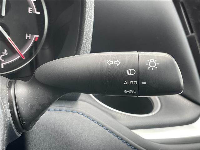 ヴォクシー S-Z 寒冷地仕様 純正ディスプレイオーディオ(ナビ機能付き) トヨタセーフティセンス プリクラッシュセーフティ 横滑り防止装置 レーダークルーズコントロール レーンキープアシスト パーキングアシスト BSM(31枚目)