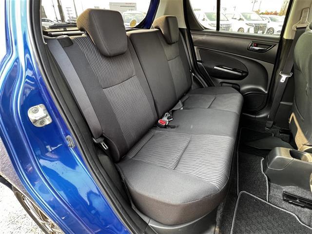 スイフト XG 純正メモリーナビ ETC 前席シートヒーター プッシュスタート スマートキー キセノンヘッドライト ヘッドライトレベライザー 電動格納ミラー 純正フロアマット ドアバイザー 社外エンジンスターター(10枚目)