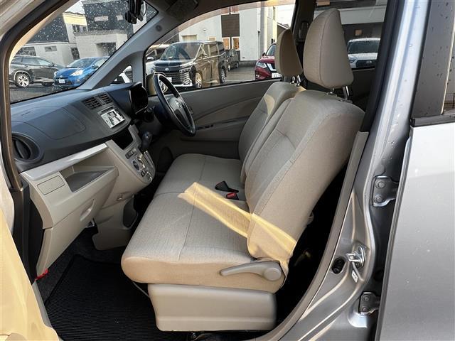 ムーヴ L SA 純正オーディオ 衝突被害軽減ブレーキ 横滑り防止装置 ドライブレコーダー アイドリングストップ リモコンキー ハロゲンヘッドライト ヘッドライトレベライザー 電動格納ミラー 純正フロアマット(11枚目)