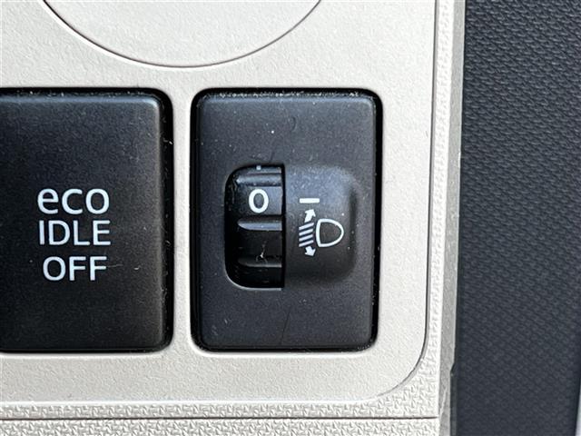 ムーヴ L SA 純正オーディオ 衝突被害軽減ブレーキ 横滑り防止装置 ドライブレコーダー アイドリングストップ リモコンキー ハロゲンヘッドライト ヘッドライトレベライザー 電動格納ミラー 純正フロアマット(25枚目)