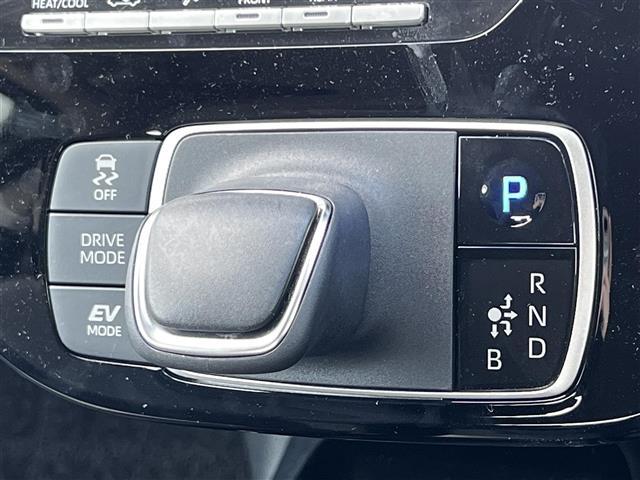 アクア Ｇ　純正メモリーナビ　トヨタセーフティセンス　衝突被害軽減ブレーキ　横滑り防止装置　レーダークルーズコントロール　レーンキープアシスト　クリアランスソナー　ブラインドスポットモニター　バックカメラ（23枚目）