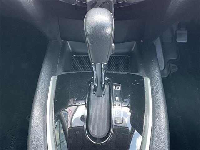 エクストレイル 20XブラクエクストリーマXエマージェンシブレーキP 純正ディーラーOPナビ エマージェンシーブレーキ 横滑り防止装置 ヒルディセントコントロール レーンキープアシスト クリアランスソナー ビルトインETC アイドリングストップ 前席シートヒーター(19枚目)