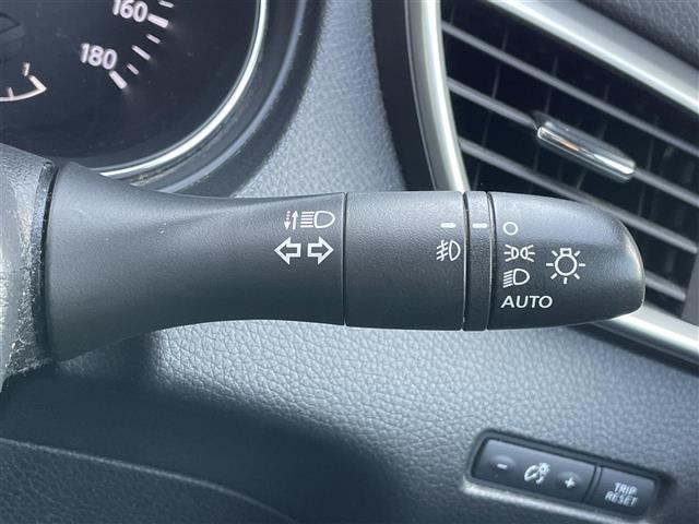 エクストレイル 20XブラクエクストリーマXエマージェンシブレーキP 純正ディーラーOPナビ エマージェンシーブレーキ 横滑り防止装置 ヒルディセントコントロール レーンキープアシスト クリアランスソナー ビルトインETC アイドリングストップ 前席シートヒーター(32枚目)