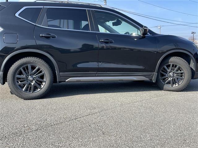 エクストレイル 20XブラクエクストリーマXエマージェンシブレーキP 純正ディーラーOPナビ エマージェンシーブレーキ 横滑り防止装置 ヒルディセントコントロール レーンキープアシスト クリアランスソナー ビルトインETC アイドリングストップ 前席シートヒーター(38枚目)