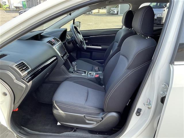 レヴォーグ 1.6GTアイサイト 社外メモリーナビ アイサイト 衝突被害軽減ブレーキ 横滑り防止装置 レーダークルーズコントロール レーンキープアシスト リアパーキングセンサー バックカメラ ETC ドライブレコーダー アイドリング(11枚目)