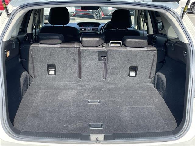 レヴォーグ 1.6GTアイサイト 社外メモリーナビ アイサイト 衝突被害軽減ブレーキ 横滑り防止装置 レーダークルーズコントロール レーンキープアシスト リアパーキングセンサー バックカメラ ETC ドライブレコーダー アイドリング(13枚目)