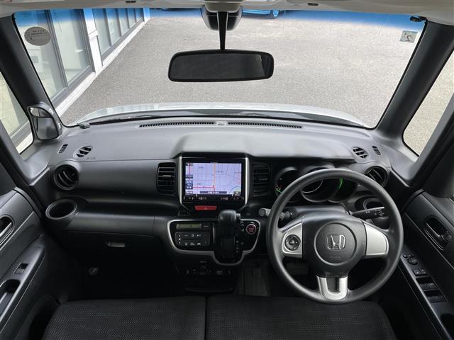 N-BOX G SSパッケージ 社外メモリーナビ シティブレーキアクティブシステム 横滑り防止装置 バックカメラ ビルトインETC ECONモード 両側パワースライドドア 前席シートヒーター ステアリングリモコン プッシュスタート(42枚目)