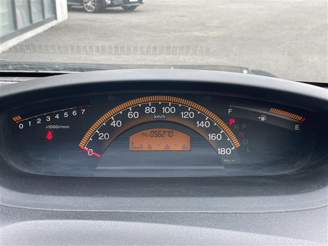 フリード フレックス エアロ ワンオーナー 純正ディーラーOPナビ バックカメラ 片側パワースライドドア ステアリングリモコン リモコンキー HIDヘッドライト 電動格納ミラー ウィンカーミラー 純正フロアマット 冬タイヤ積込(16枚目)