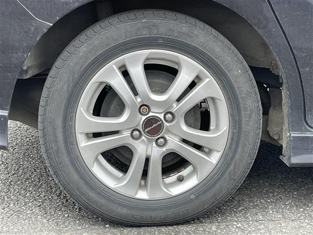 フリード フレックス エアロ ワンオーナー 純正ディーラーOPナビ バックカメラ 片側パワースライドドア ステアリングリモコン リモコンキー HIDヘッドライト 電動格納ミラー ウィンカーミラー 純正フロアマット 冬タイヤ積込(40枚目)