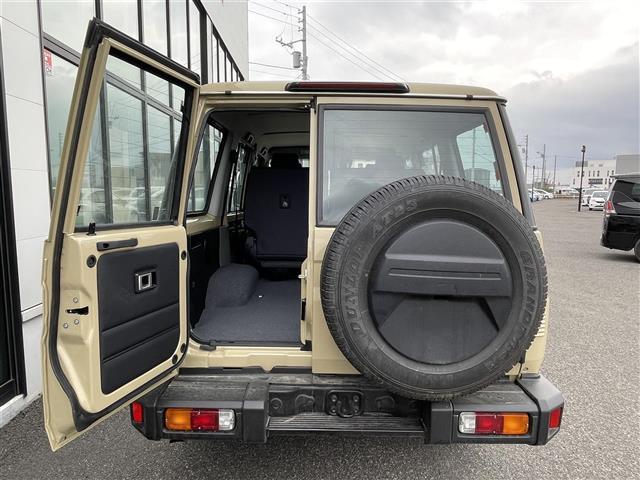 ランドクルーザー70 AX ワンオーナー 純正ディーラーOPナビ プリクラッシュセーフティ 横滑り防止装置 クルーズコントロール ダウンヒルアシストコントロール バックカメラ ETC デフロック PWRHAUL 2ndSTART(13枚目)