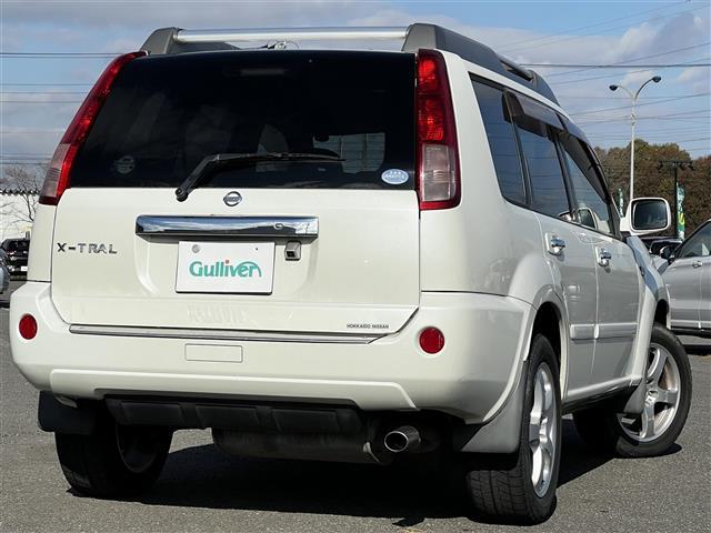 エクストレイル Xtt 純正メモリーナビ バックカメラ レザーシート 革巻きステアリング スマートキー フォグランプ ハロゲンヘッドライト 電動格納ミラー 社外フロアマット ドアバイザー スペアキー ルーフレール(7枚目)