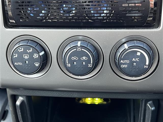 エクストレイル Xtt 純正メモリーナビ バックカメラ レザーシート 革巻きステアリング スマートキー フォグランプ ハロゲンヘッドライト 電動格納ミラー 社外フロアマット ドアバイザー スペアキー ルーフレール(20枚目)