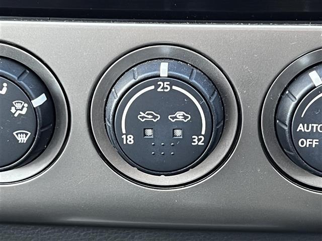 エクストレイル Xtt 純正メモリーナビ バックカメラ レザーシート 革巻きステアリング スマートキー フォグランプ ハロゲンヘッドライト 電動格納ミラー 社外フロアマット ドアバイザー スペアキー ルーフレール(22枚目)