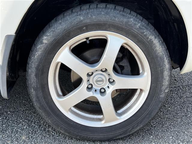 エクストレイル Xtt 純正メモリーナビ バックカメラ レザーシート 革巻きステアリング スマートキー フォグランプ ハロゲンヘッドライト 電動格納ミラー 社外フロアマット ドアバイザー スペアキー ルーフレール(40枚目)